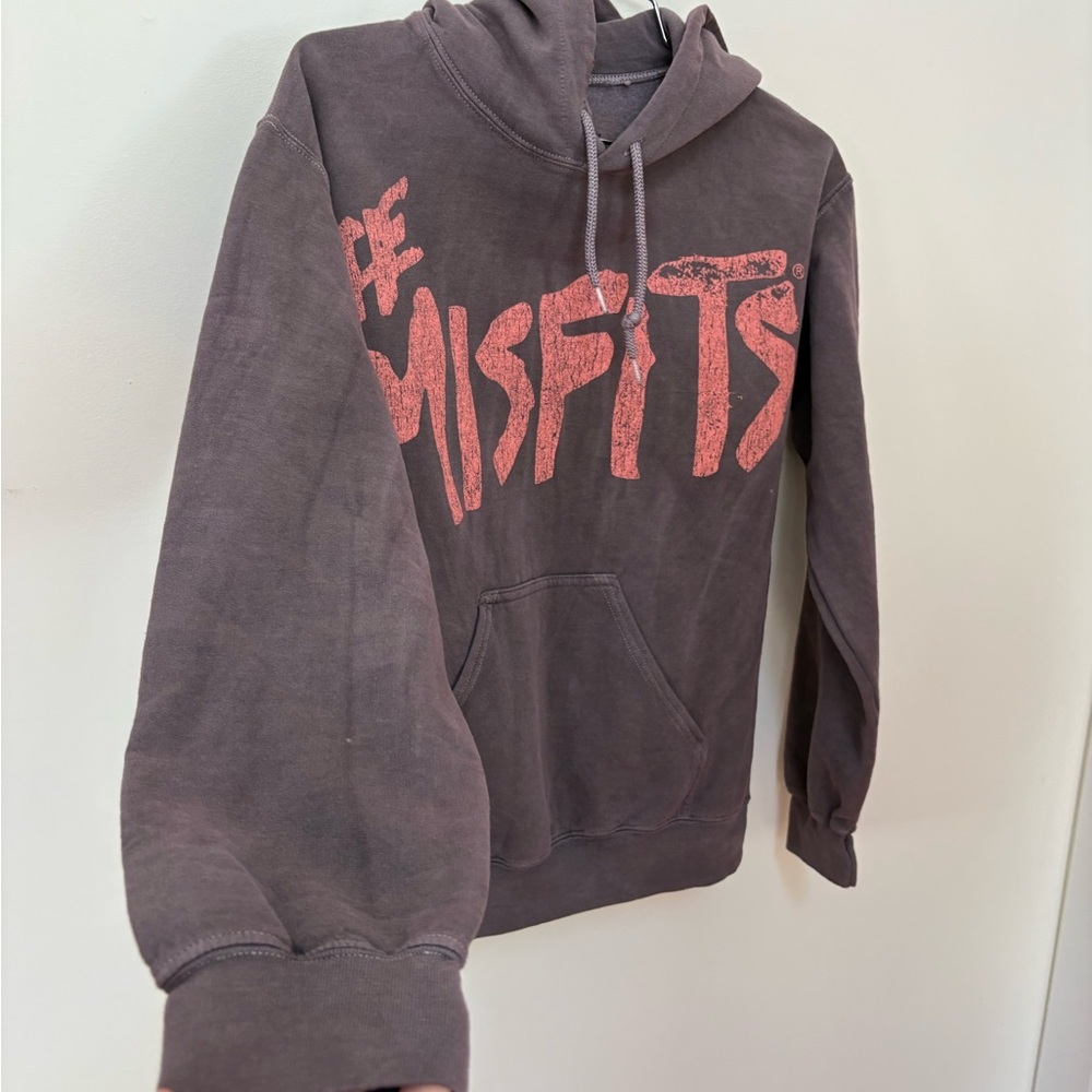 NWOT Urban Outfitters Misfits Skull Graphic Hoodie Sweatshirt Size XS - Picture 9 of 13